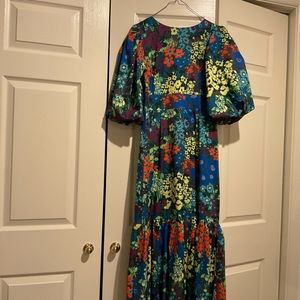 BEULAH maxi dress with floral print sz L only worn once